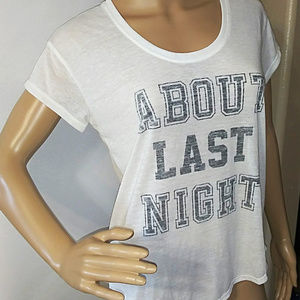 🎉NWT! Victoria's Secret Top